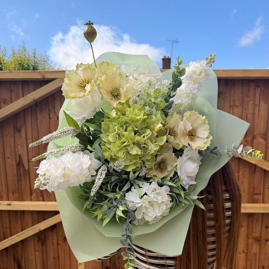 Neutral Artificial Bouquet
